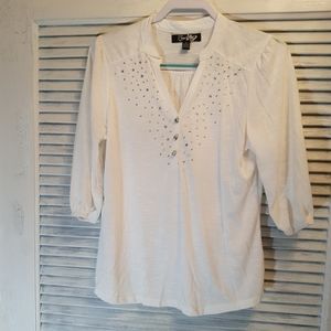 Lena Rhinestone Embellished 3/4 Sleeve Shirt. Size Medium.